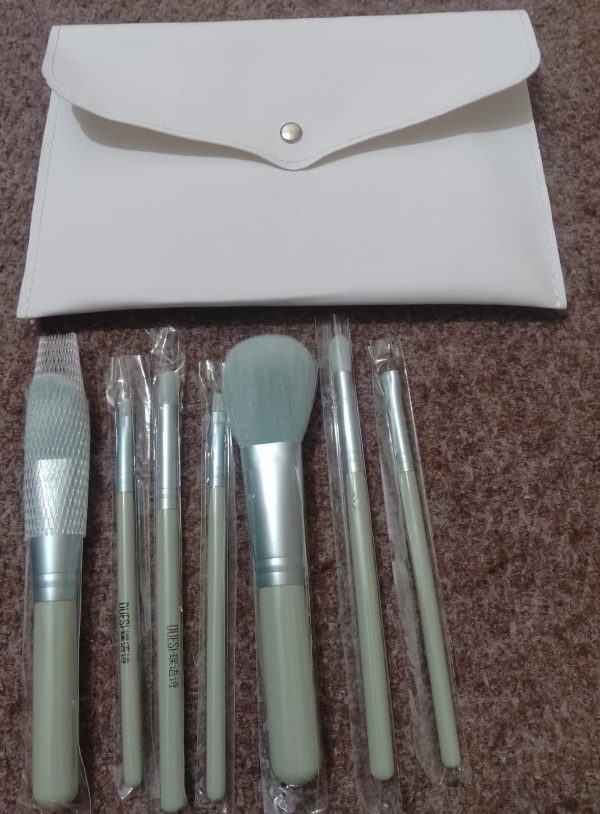 Makeup Brush